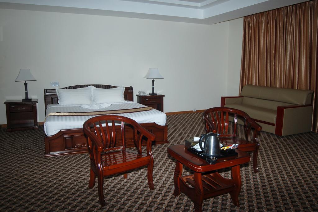 Man Myanmar Hotel Naypyidaw Bagian luar foto