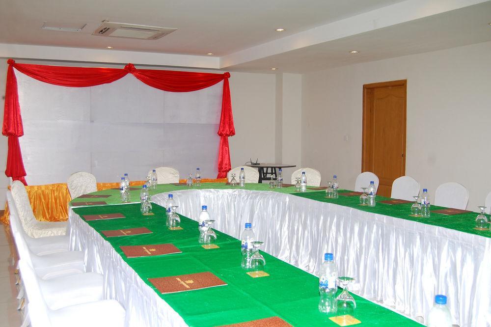 Man Myanmar Hotel Naypyidaw Bagian luar foto